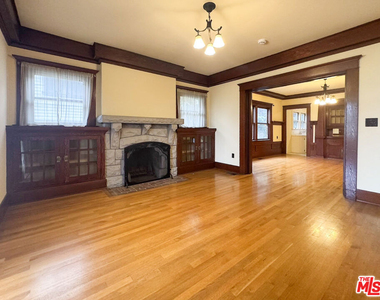 1123 Marion Avenue - Photo Thumbnail 2