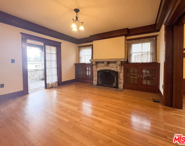 1123 Marion Avenue - Photo Thumbnail 4