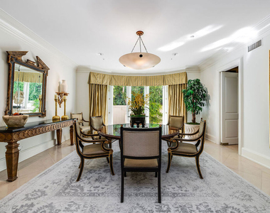 915 N Rexford Drive - Photo Thumbnail 10