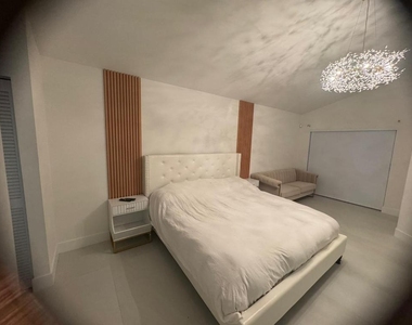 18 Selby Lane - Photo Thumbnail 16