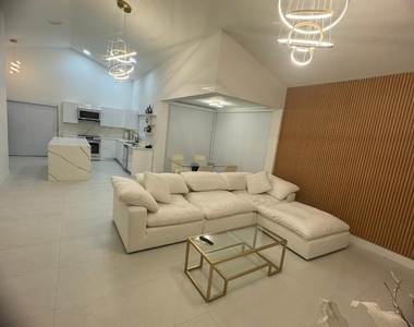 18 Selby Lane - Photo Thumbnail 2