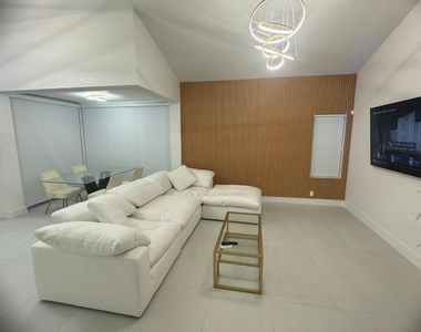 18 Selby Lane - Photo Thumbnail 1