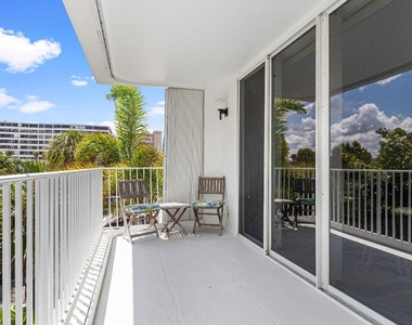 3580 S Ocean Boulevard - Photo Thumbnail 6