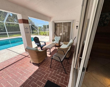 2937 Se Cates Circle - Photo Thumbnail 8