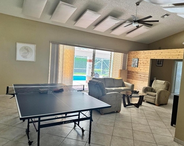 2937 Se Cates Circle - Photo Thumbnail 38