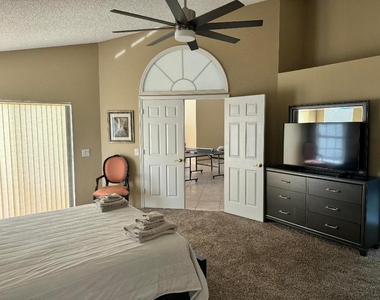 2937 Se Cates Circle - Photo Thumbnail 20