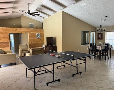 2937 Se Cates Circle - Photo Thumbnail 37