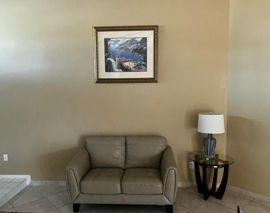 2937 Se Cates Circle - Photo Thumbnail 15