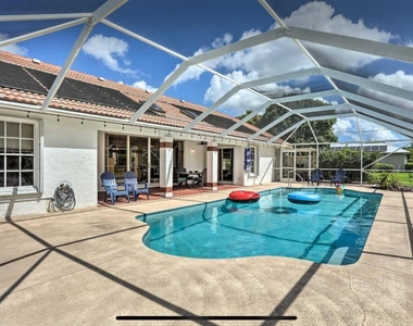 2937 Se Cates Circle - Photo Thumbnail 3