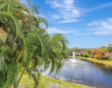 11023 Legacy Lane - Photo Thumbnail 2