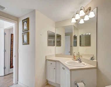 11023 Legacy Lane - Photo Thumbnail 26