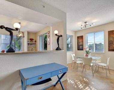 11023 Legacy Lane - Photo Thumbnail 11