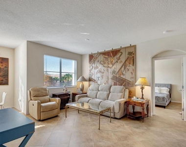 11023 Legacy Lane - Photo Thumbnail 9
