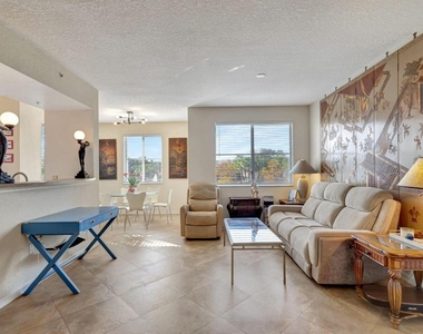 11023 Legacy Lane - Photo Thumbnail 7