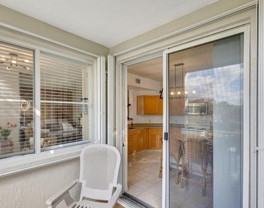 11023 Legacy Lane - Photo Thumbnail 12