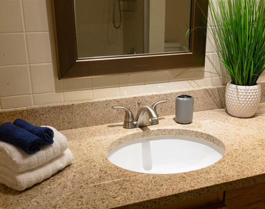 108 Lacosta Lane - Photo Thumbnail 15