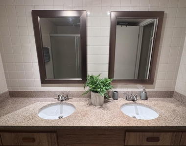 108 Lacosta Lane - Photo Thumbnail 3