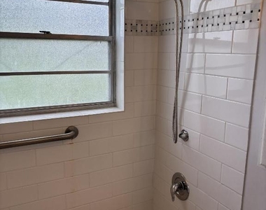 311 Andover M - Photo Thumbnail 6