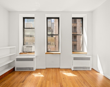 East 30th Street - Photo Thumbnail 1