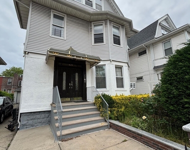 624 East 26th Street - Photo Thumbnail 8