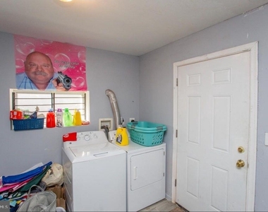 1814 N Bouvier Street - Photo Thumbnail 17
