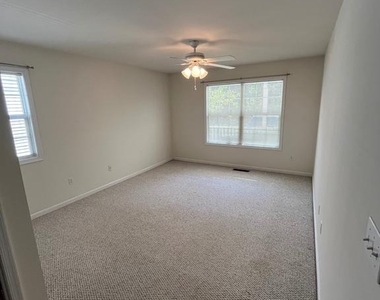 921 S Talbot Street - Photo Thumbnail 16