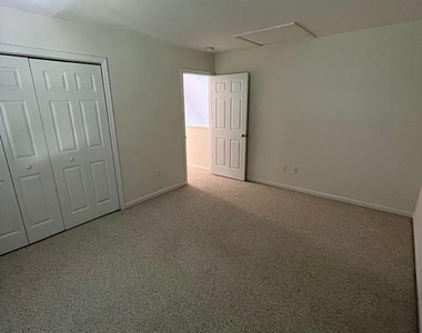 921 S Talbot Street - Photo Thumbnail 5