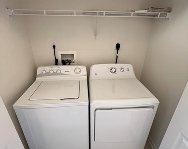 921 S Talbot Street - Photo Thumbnail 19