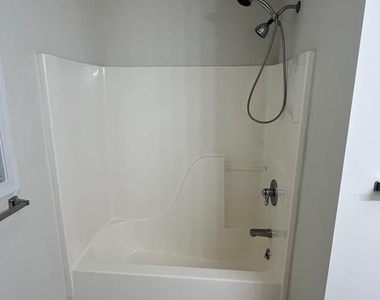 921 S Talbot Street - Photo Thumbnail 6