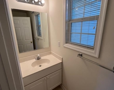 921 S Talbot Street - Photo Thumbnail 18