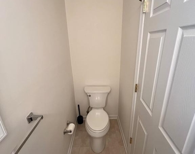 921 S Talbot Street - Photo Thumbnail 17