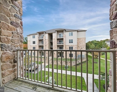 2000 Fountainview Circle - Photo Thumbnail 9