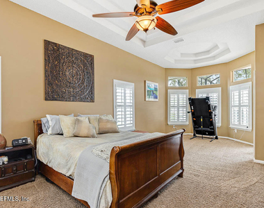 332 Maplewood Drive - Photo Thumbnail 14
