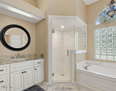 332 Maplewood Drive - Photo Thumbnail 18