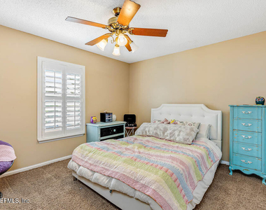 332 Maplewood Drive - Photo Thumbnail 21
