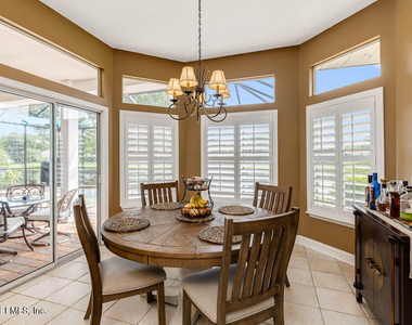 332 Maplewood Drive - Photo Thumbnail 11