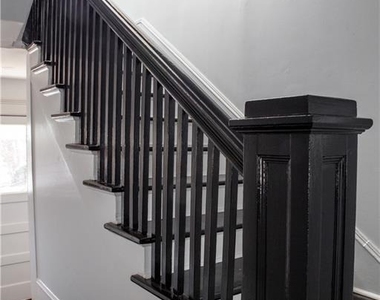 450 N Highland Avenue Ne - Photo Thumbnail 2