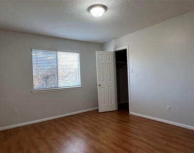 14431 Andrea Way Ln - Photo Thumbnail 9