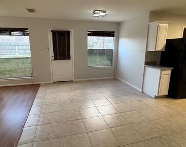 14431 Andrea Way Ln - Photo Thumbnail 3