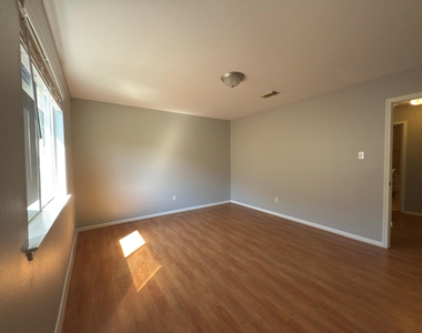 14431 Andrea Way Ln - Photo Thumbnail 17