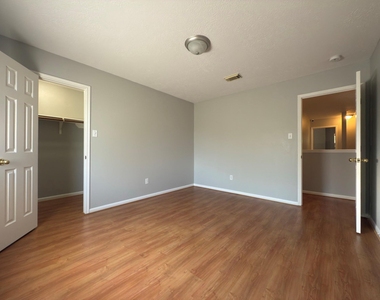 14431 Andrea Way Ln - Photo Thumbnail 18