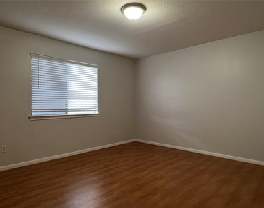 14431 Andrea Way Ln - Photo Thumbnail 8