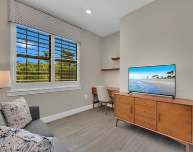 11694 Canal Grande Drive - Photo Thumbnail 5