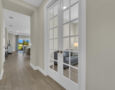11694 Canal Grande Drive - Photo Thumbnail 4
