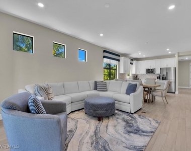 11694 Canal Grande Drive - Photo Thumbnail 15