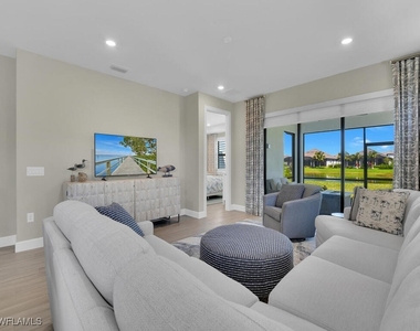 11694 Canal Grande Drive - Photo Thumbnail 14