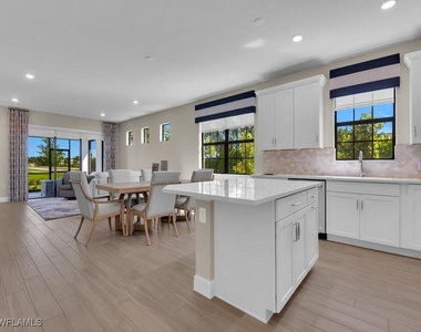 11694 Canal Grande Drive - Photo Thumbnail 7