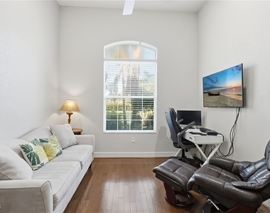 11225 Lithgow Lane - Photo Thumbnail 18