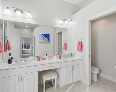 11225 Lithgow Lane - Photo Thumbnail 17