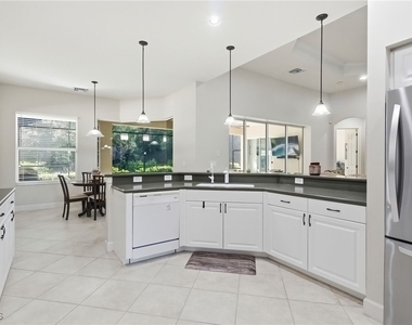 11225 Lithgow Lane - Photo Thumbnail 8
